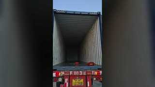 কোলনের উন্নত KL-360 প্রিমিয়াম টাচলেস কার ওয়াশ মেশিন লোড করে রাশিয়ায় পাঠানো হয়েছে!